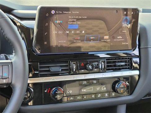 New 2026 Nissan Pathfinder SV image 15