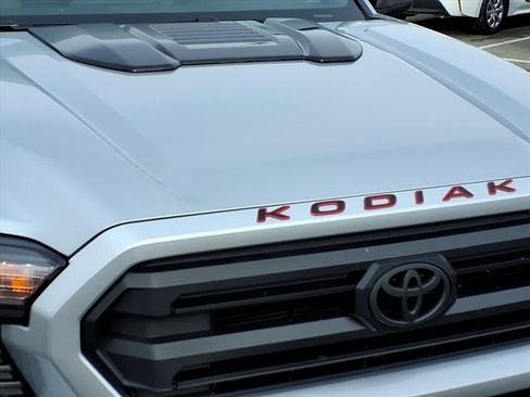 New 2026 Toyota Tacoma SR5 image 15