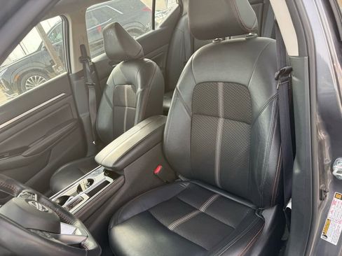 Used 2024 Nissan Altima 2.5 SR image 8