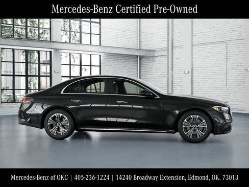 Used 2025 Mercedes-Benz E 350 4MATIC Sedan image 16
