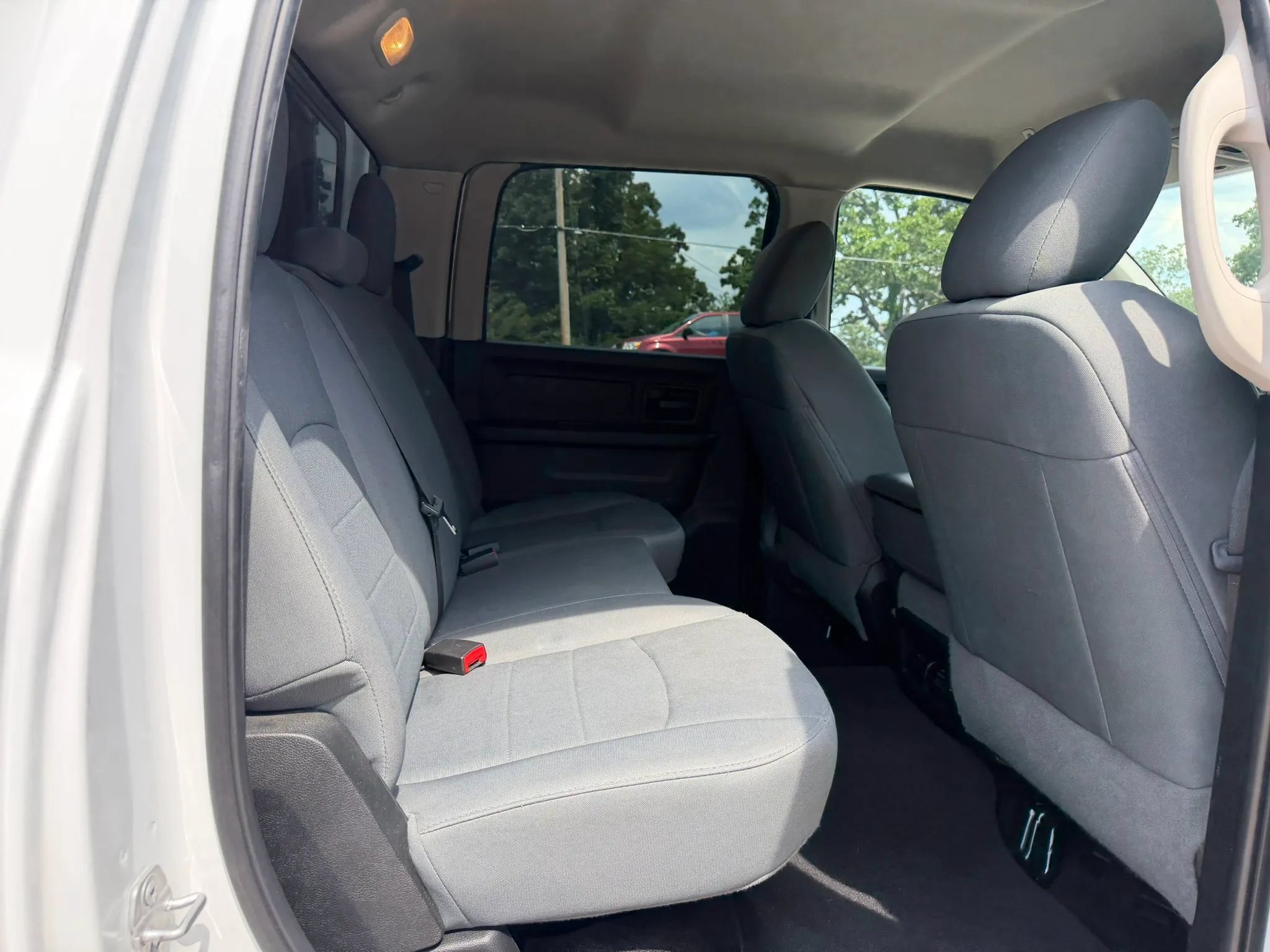 Used 2018 RAM 3500 Tradesman w/ Chrome Appearance Group AWD/4WD image 44