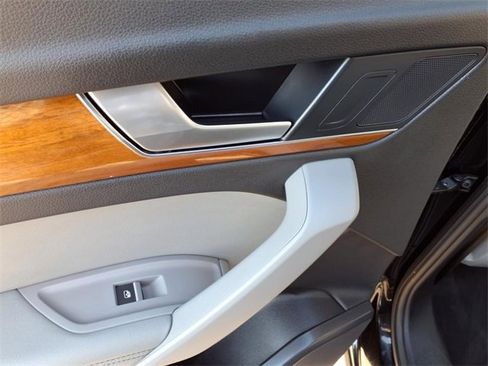 Used 2021 Audi Q5 2.0T Premium Plus image 20