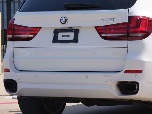 Used 2017 BMW X5 xDrive50i w/ Executive Package image 32