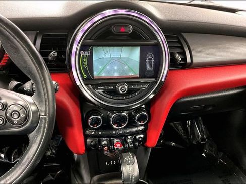 Used 2014 MINI Cooper 2-Door Hardtop image 5