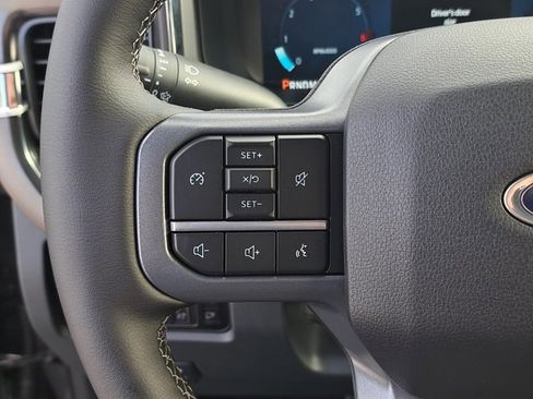 New 2026 Ford F250 Lariat w/ Black Appearance Package image 25