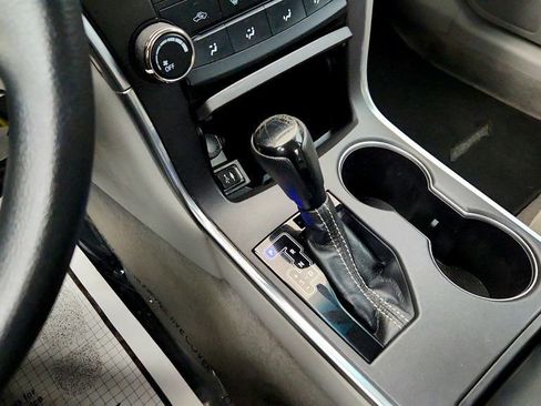 Used 2017 Toyota Camry LE image 16