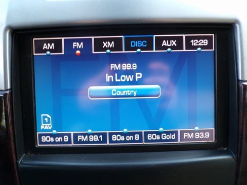 Used 2013 Cadillac Escalade ESV Luxury image 28