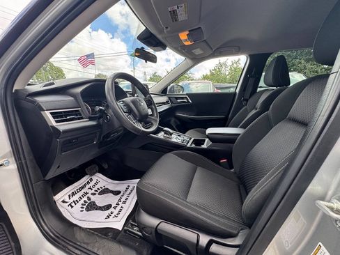Used 2022 Mitsubishi Outlander ES FWD image 5