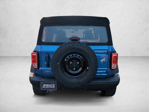 Used 2023 Ford Bronco Black Diamond image 6