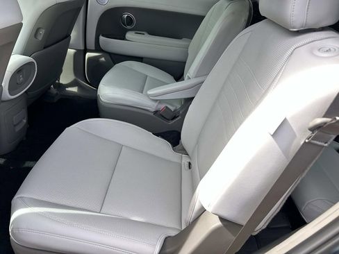 New 2026 Hyundai Palisade Limited FWD image 18