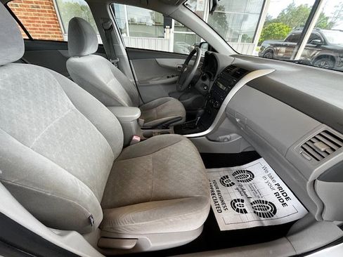 Used 2009 Toyota Corolla LE FWD image 14