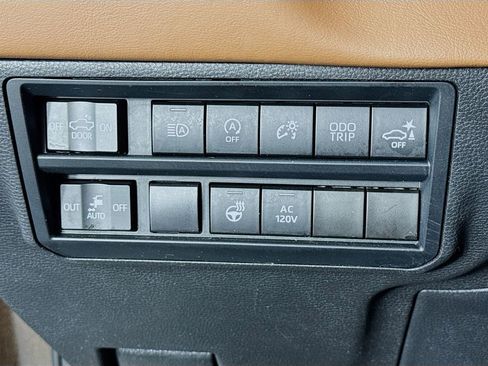 Used 2022 Toyota Tundra 1794 Edition w/ Advanced Package image 14