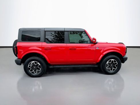 Used 2024 Ford Bronco Outer Banks AWD/4WD image 8