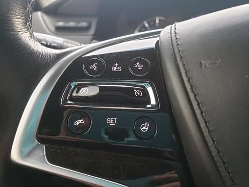 Used 2018 Cadillac Escalade Platinum AWD/4WD image 22