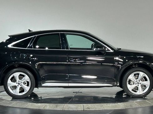 Used 2025 Audi Q5 2.0T Premium Plus AWD/4WD image 11
