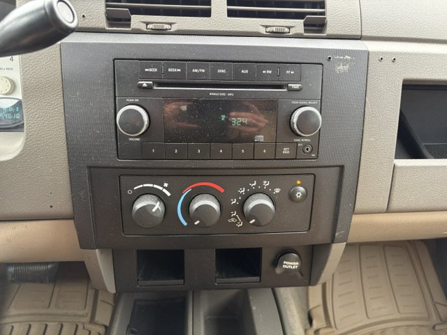 Used 2011 Dodge Dakota Big Horn RWD image 10