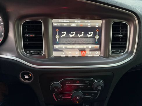 Used 2022 Dodge Charger R/T RWD image 38