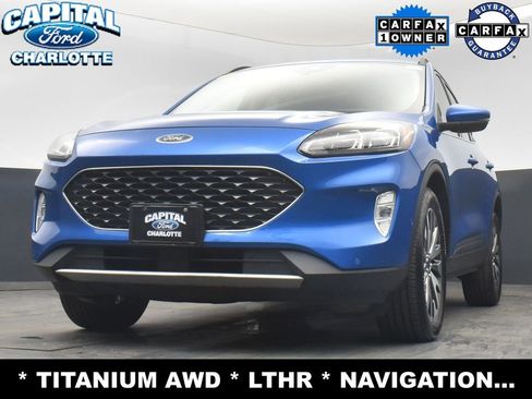 Used 2020 Ford Escape Titanium image 20