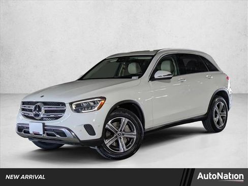 Certified 2022 Mercedes-Benz GLC 300 image 1
