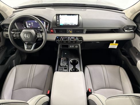 New 2025 Honda Pilot Elite image 17