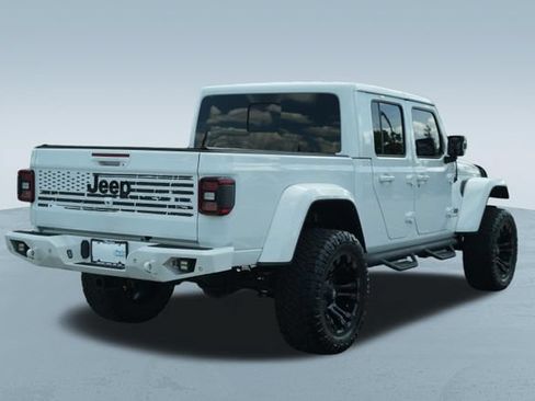 Used 2021 Jeep Gladiator Overland AWD/4WD image 9