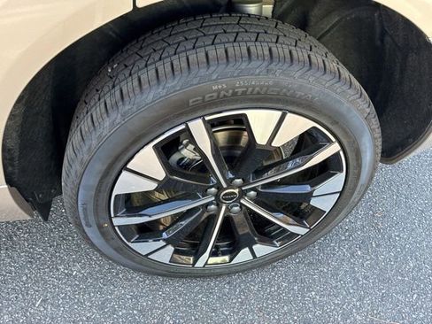 New 2026 Volvo XC60 B5 Plus w/ Protection Package Premier image 12