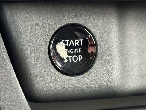 Used 2026 Nissan Rogue S image 21