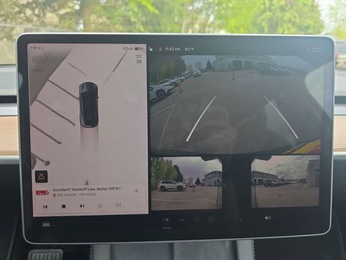 Used 2023 Tesla Model Y Long Range AWD/4WD image 24
