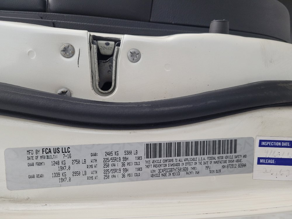 Used 2017 Dodge Journey Crossroad FWD image 33