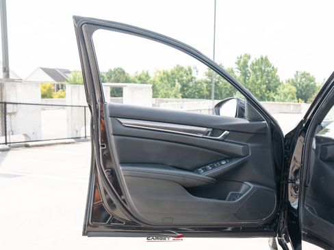Used 2019 Honda Accord Sport image 39