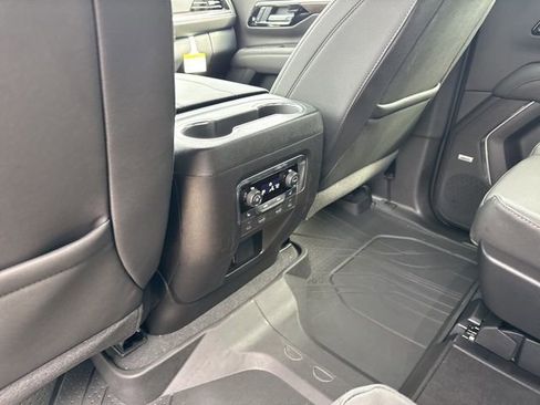 New 2026 Chevrolet Suburban Z71 w/ Z71 Off-Road Package AWD/4WD image 55