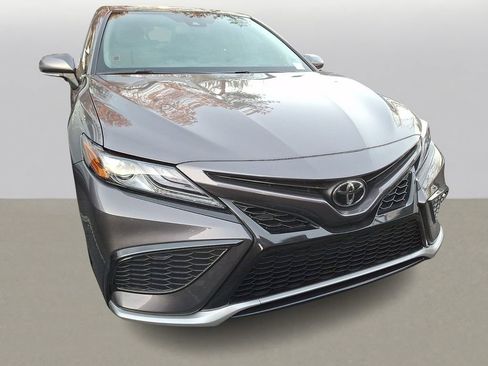 Used 2021 Toyota Camry XSE image 2