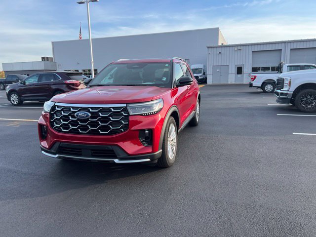 Used 2025 Ford Explorer Platinum w/ LUX Leather Package AWD/4WD image 3