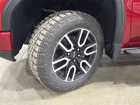 New 2026 GMC Sierra 1500 AT4 w/ AT4 Premium Package image 32