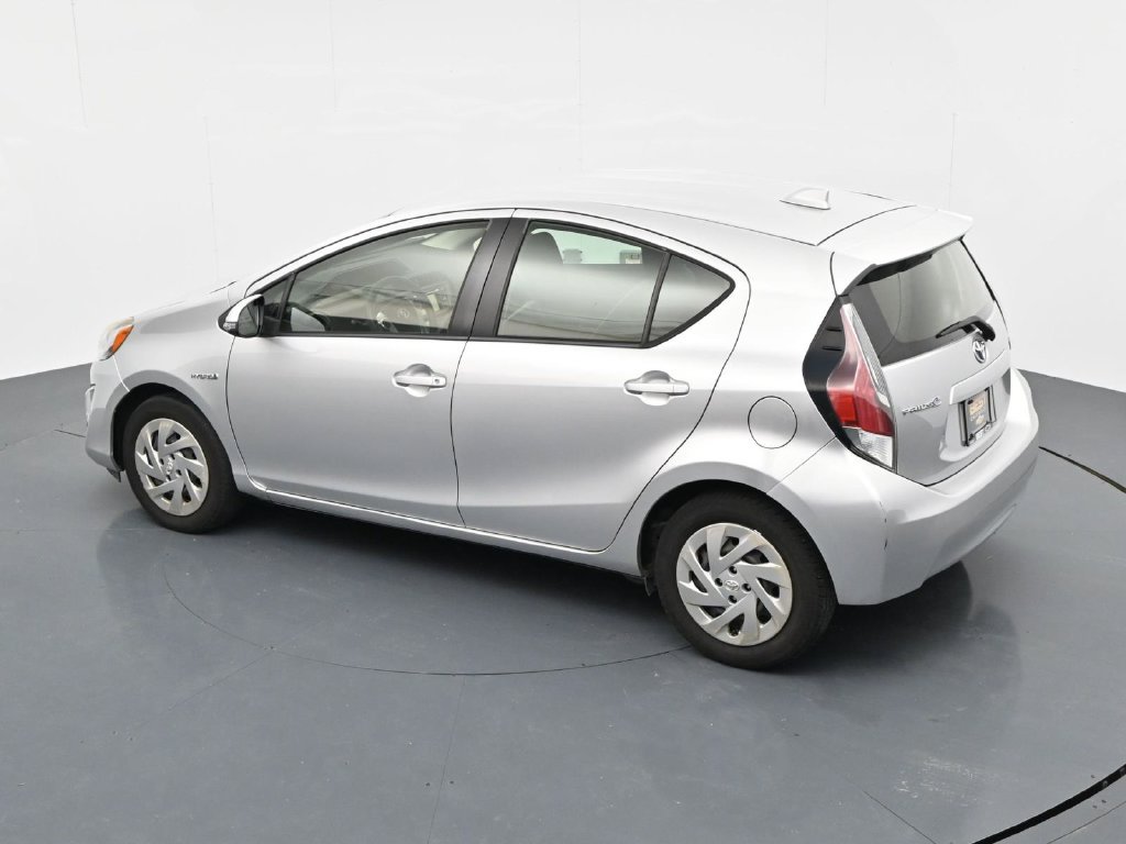 Used 2016 Toyota Prius C One FWD image 22