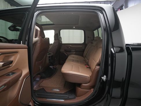 Used 2019 RAM 1500 Laramie Longhorn AWD/4WD image 14
