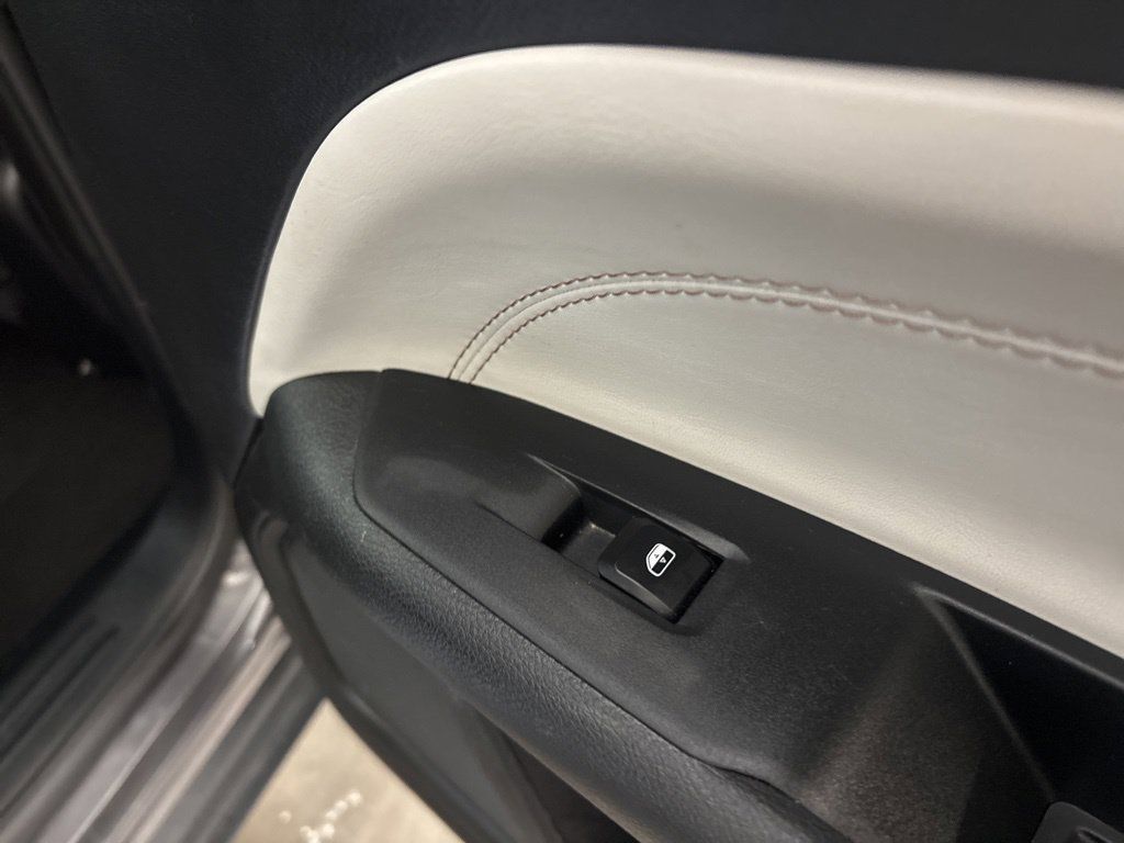 Certified 2023 Jeep Compass Limited AWD/4WD image 36