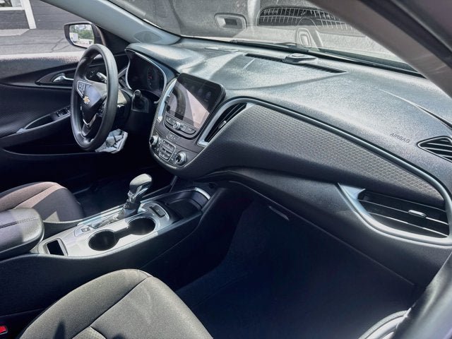 Used 2023 Chevrolet Malibu LT FWD image 24
