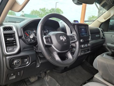 Used 2020 RAM 1500 Big Horn AWD/4WD image 9