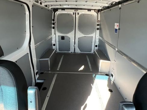 New 2025 Mercedes-Benz Sprinter 2500 image 31