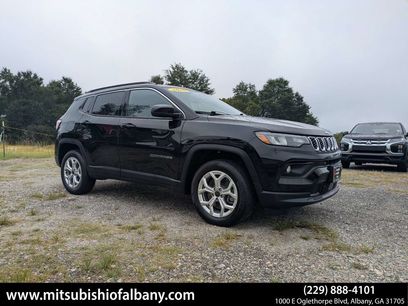 Used 2025 Jeep Compass Latitude w/ Sun & Sound Group