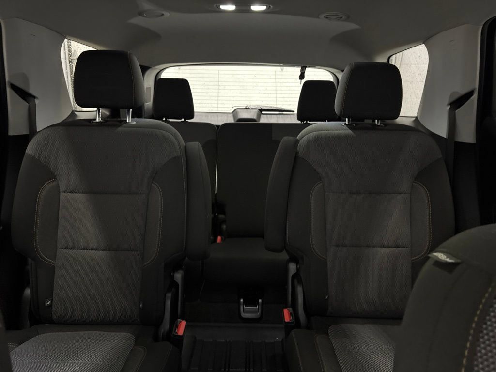 Used 2020 Chevrolet Traverse LT AWD/4WD image 30