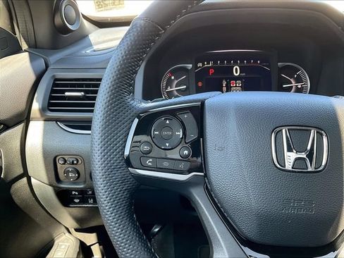 Used 2023 Honda Passport Elite image 13