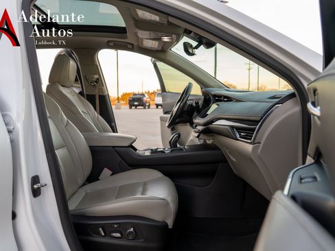 Used 2019 Cadillac XT4 Premium Luxury image 9