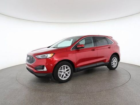 Used 2023 Ford Edge SEL w/ Convenience Package image 3