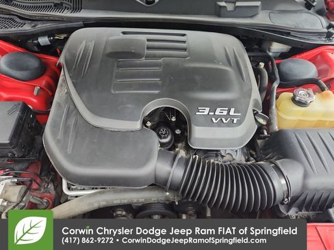 Used 2015 Dodge Challenger SXT Plus image 32