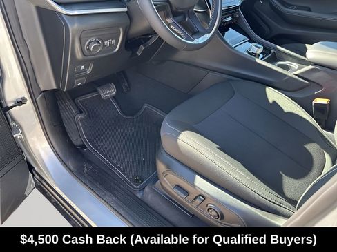 New 2026 Jeep Grand Cherokee Laredo RWD image 30