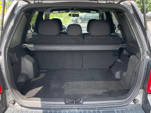 Used 2010 Ford Escape XLT FWD image 17