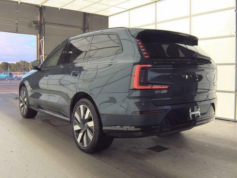 Used 2025 Volvo EX90 Ultra AWD/4WD image 4