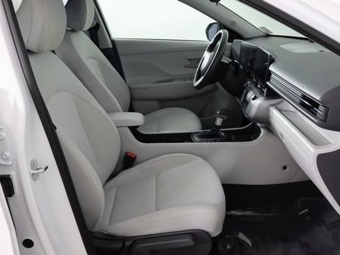 Used 2026 Hyundai Kona SEL Sport FWD image 18